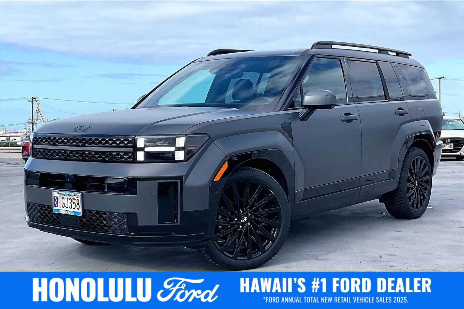2025 Hyundai Santa Fe at Honolulu Ford, photo 1