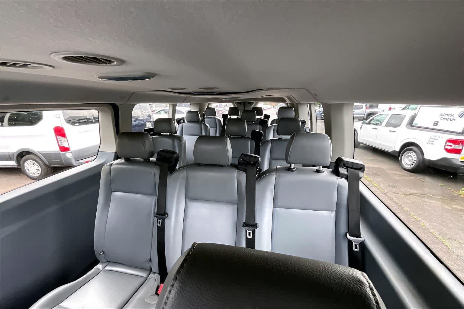 Thumbnail: 2017 Ford Transit Series - 29