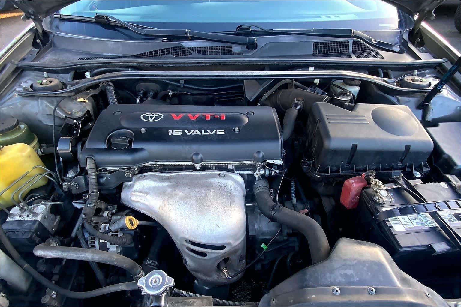 Thumbnail: 2004 Toyota Camry - 9
