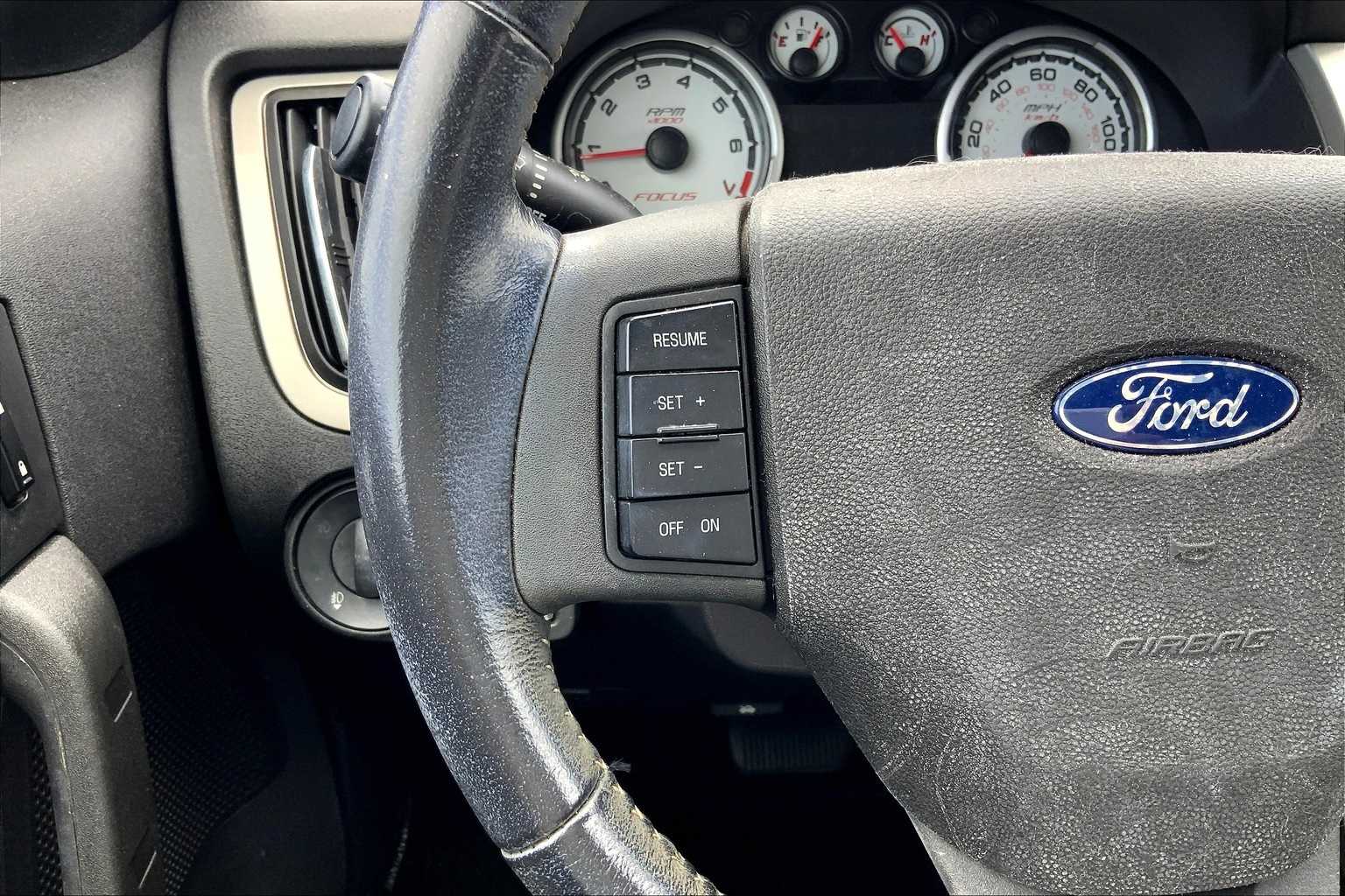 Thumbnail: 2008 Ford Focus - 24
