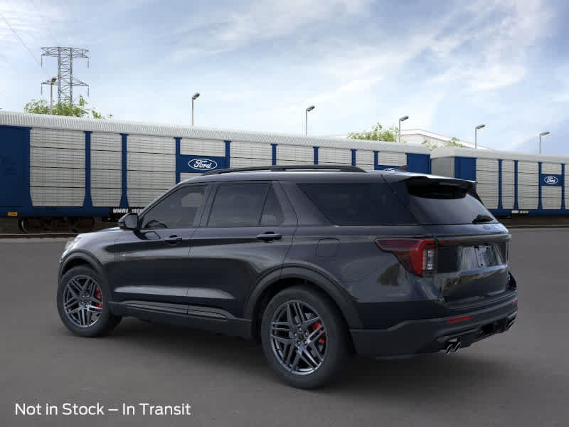 2025 Ford Explorer ST photo 4