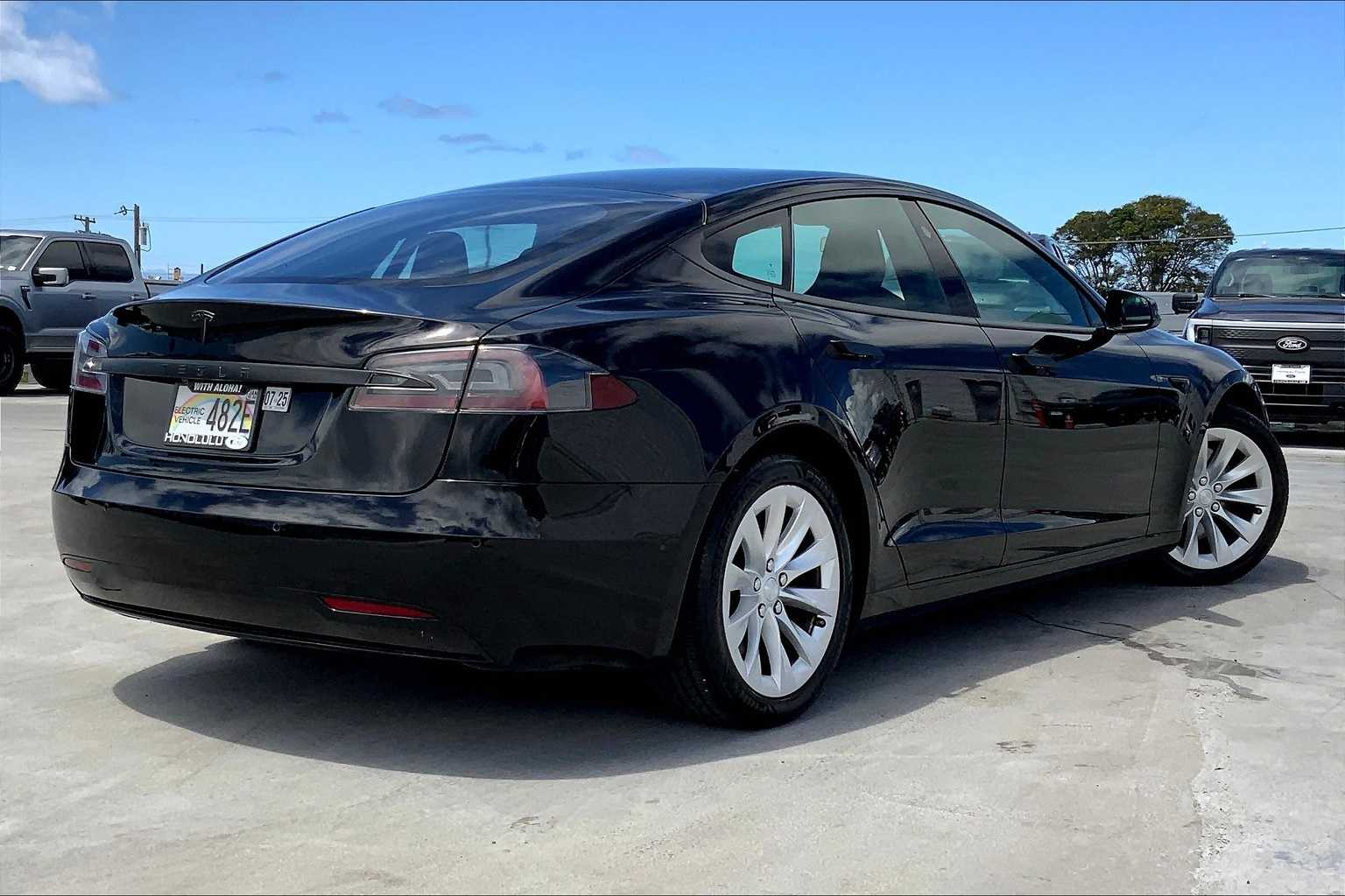 Thumbnail: 2018 Tesla Model S - 22
