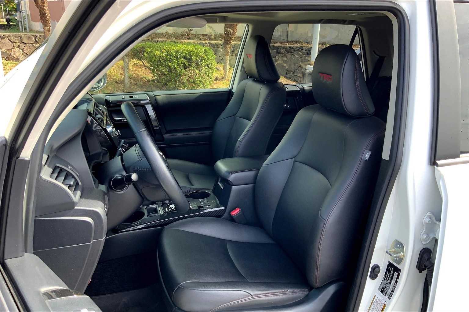 Thumbnail: 2022 Toyota 4Runner - 11