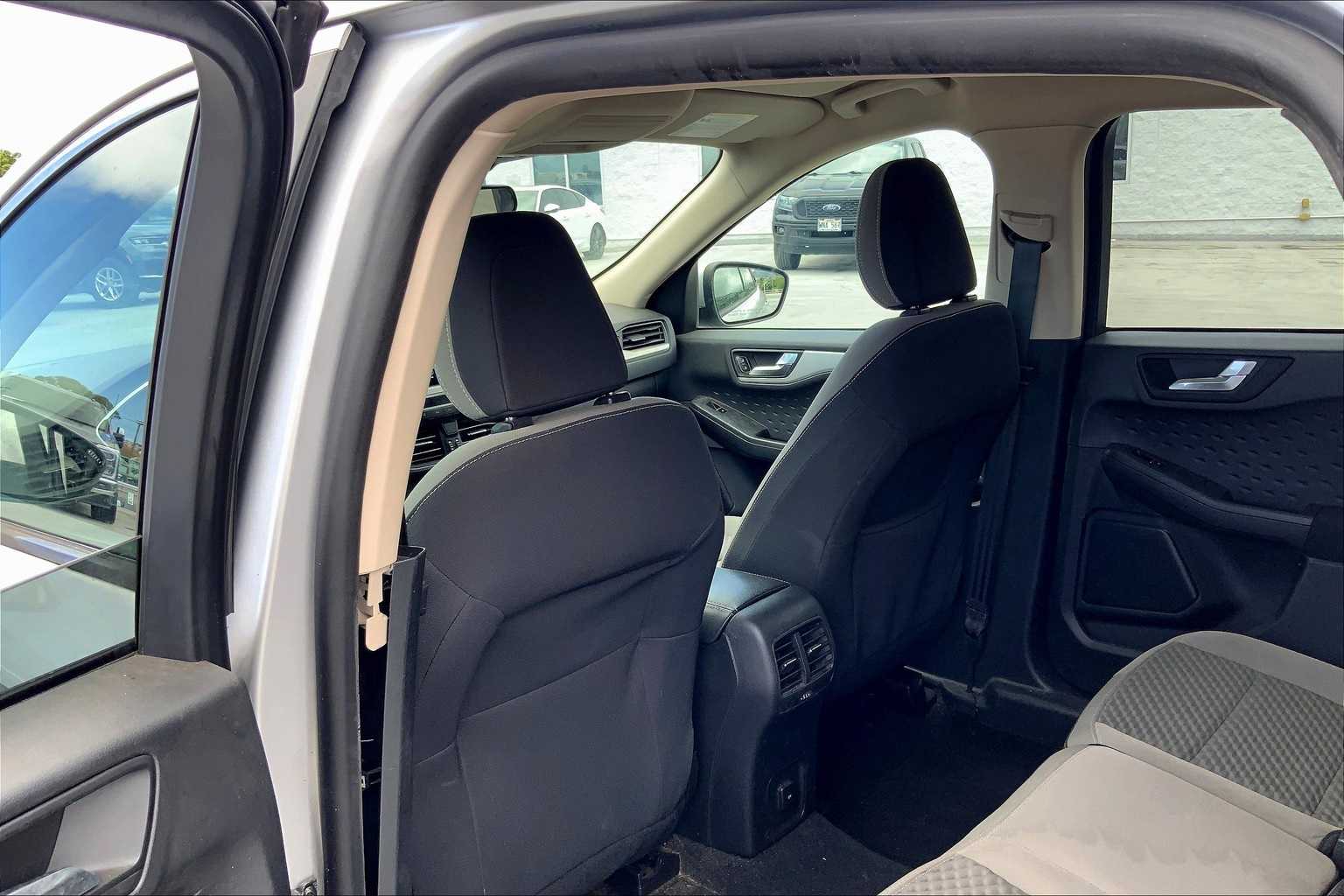 Thumbnail: 2020 Ford Escape - 12