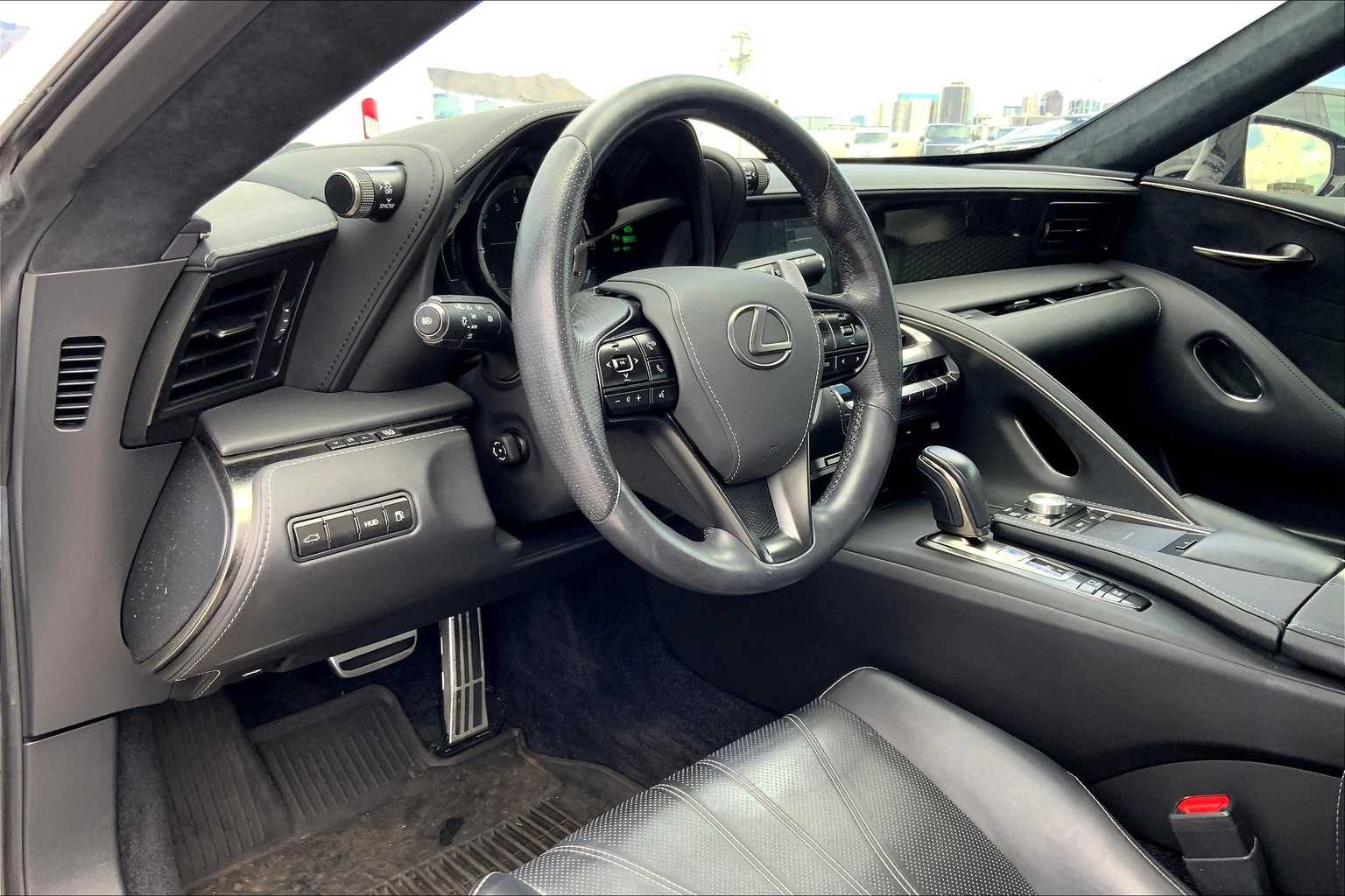 Thumbnail: 2018 Lexus LC - 2