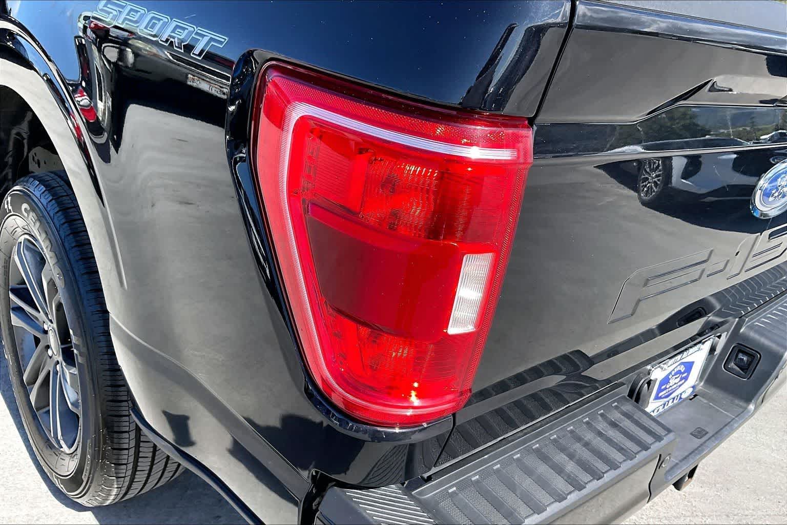 Thumbnail: 2023 Ford F-150 - 32