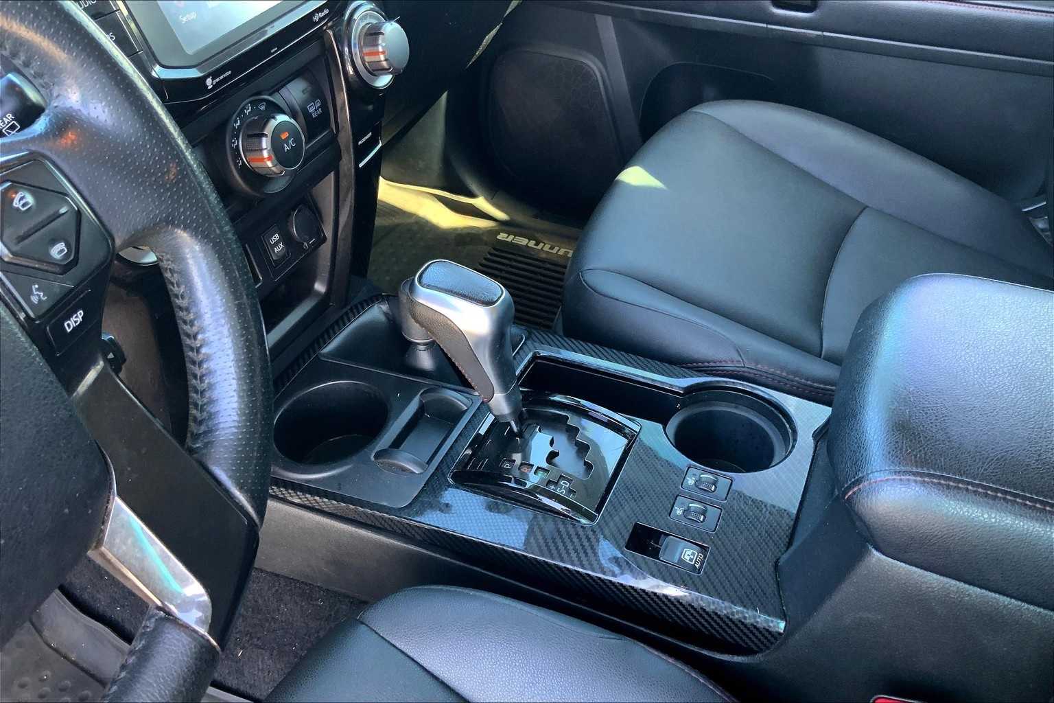 Thumbnail: 2018 Toyota 4Runner - 16
