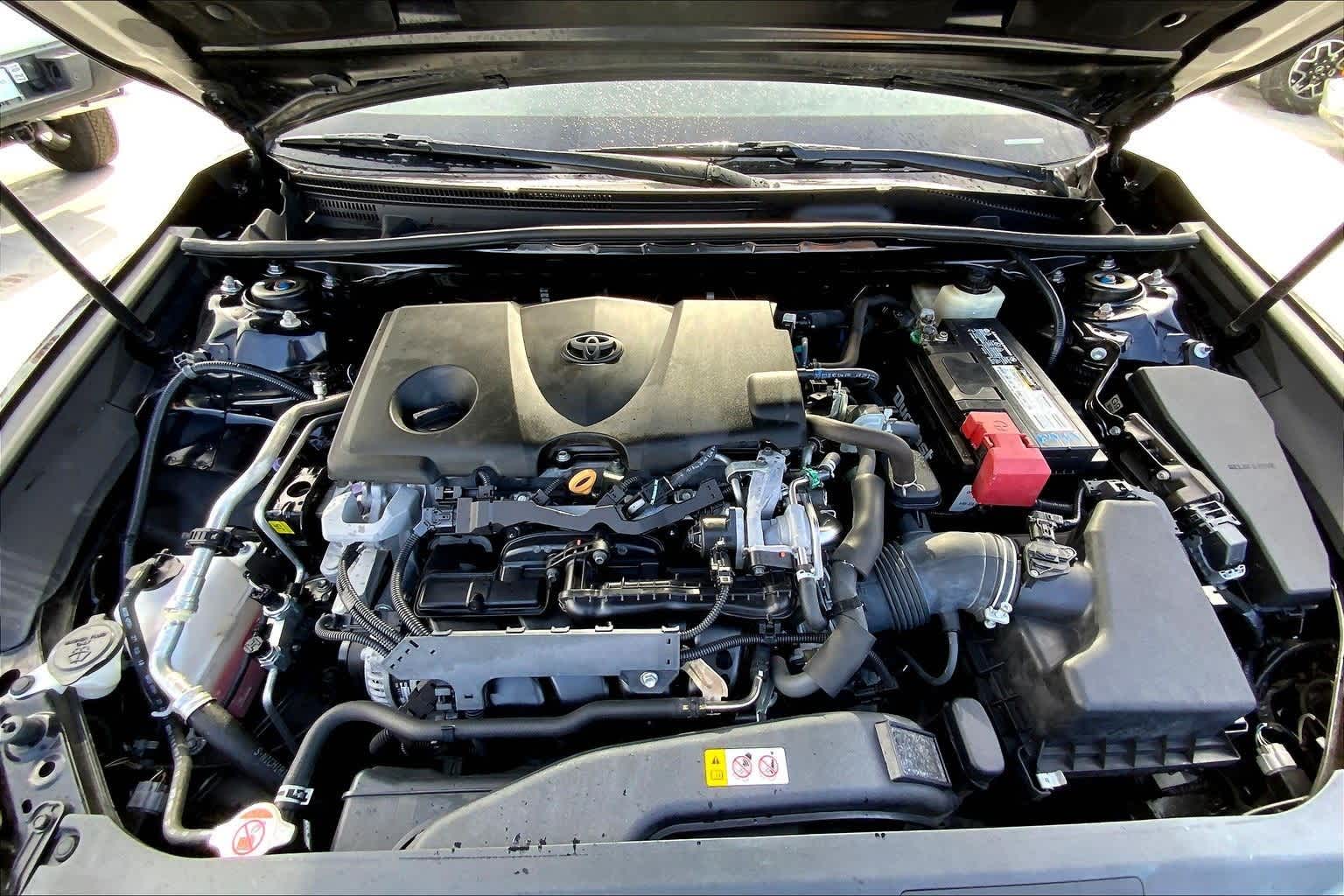 Thumbnail: 2018 Toyota Camry - 9