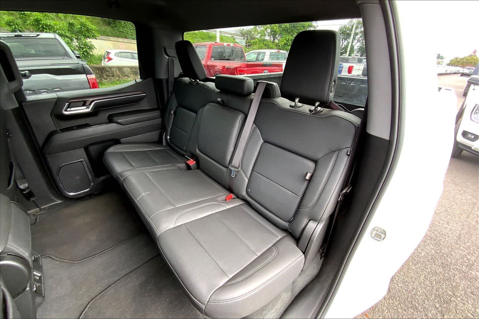 Thumbnail: 2024 GMC Sierra 1500 - 29