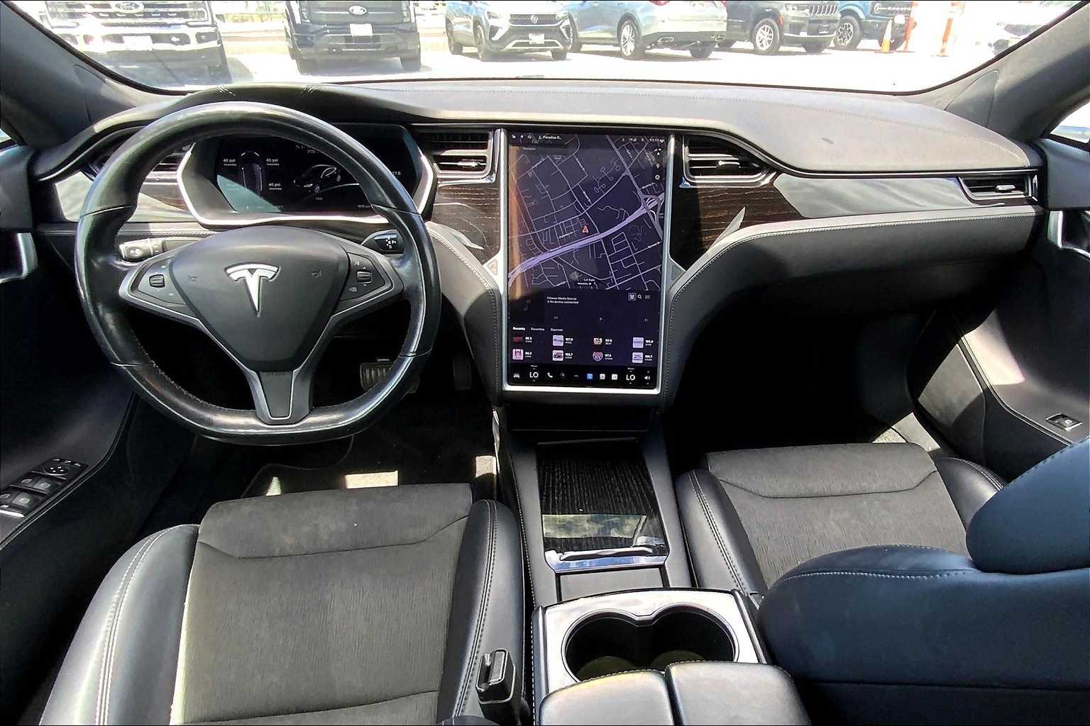 Thumbnail: 2018 Tesla Model S - 10