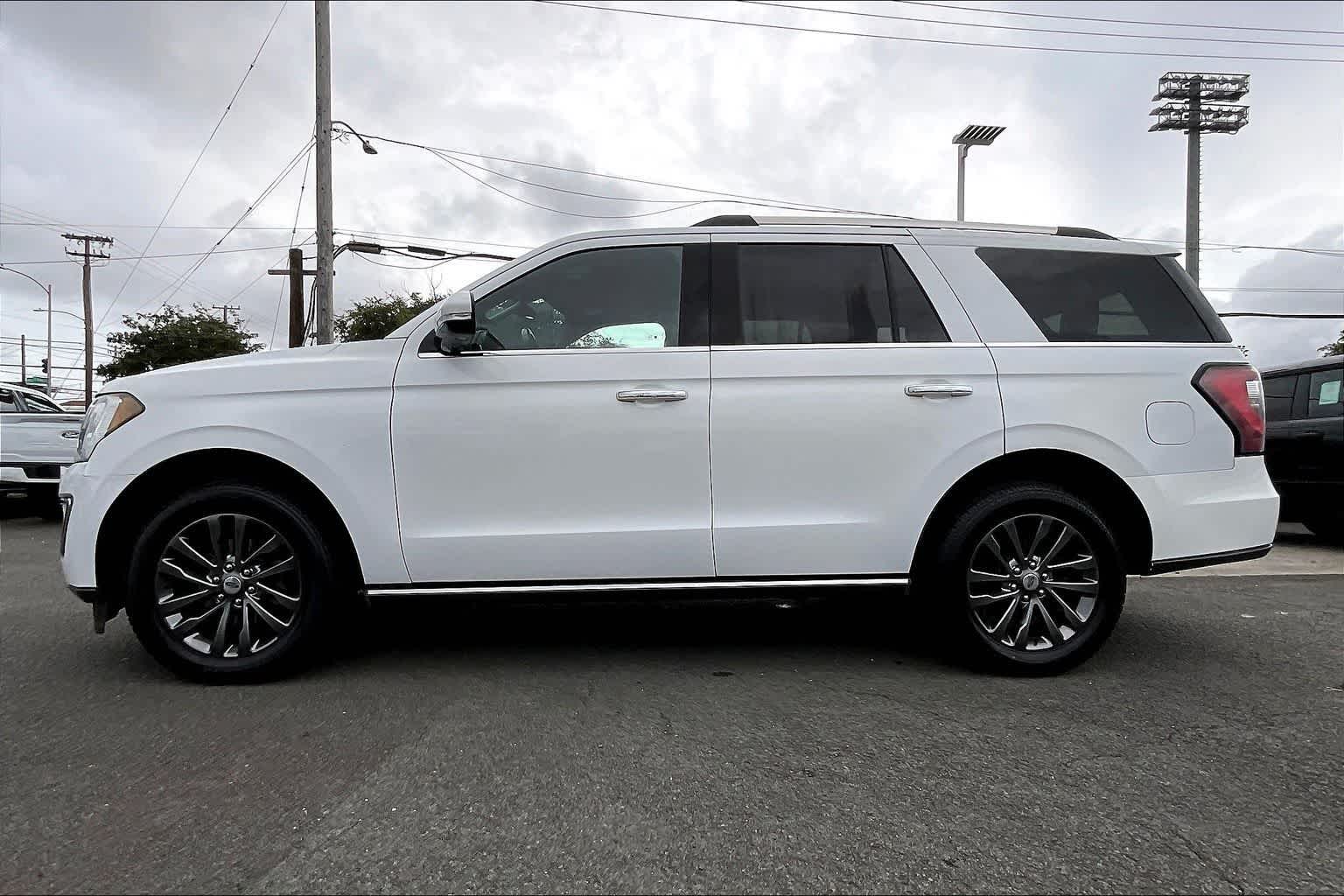 Thumbnail: 2021 Ford Expedition - 3