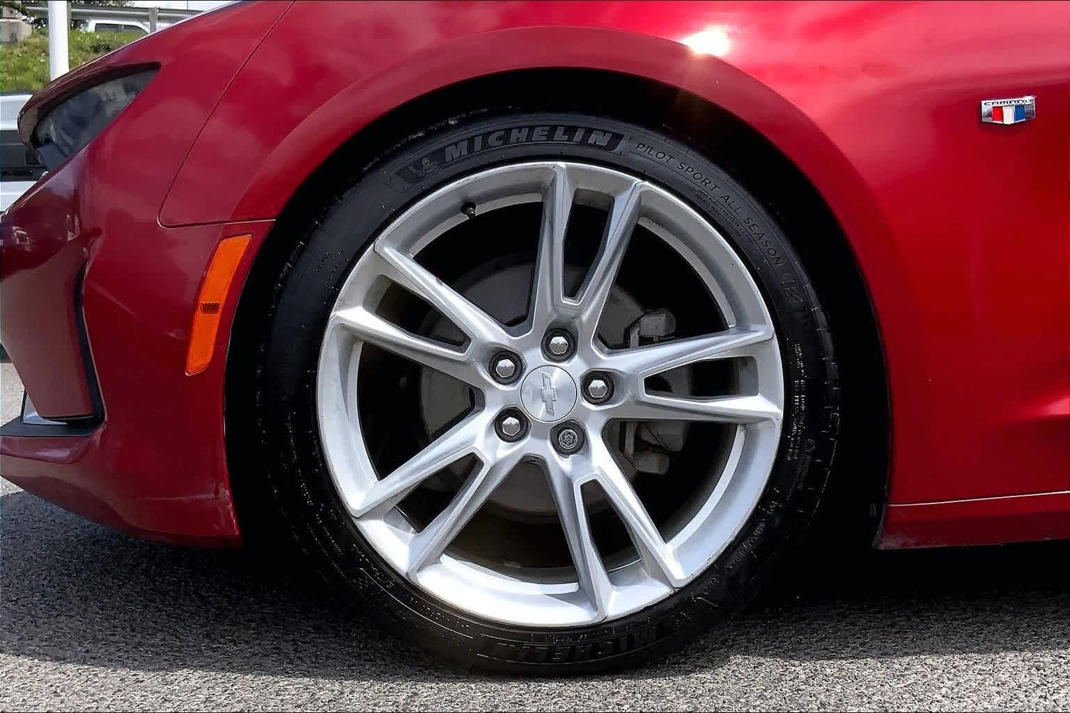 Thumbnail: 2019 Chevrolet Camaro - 8