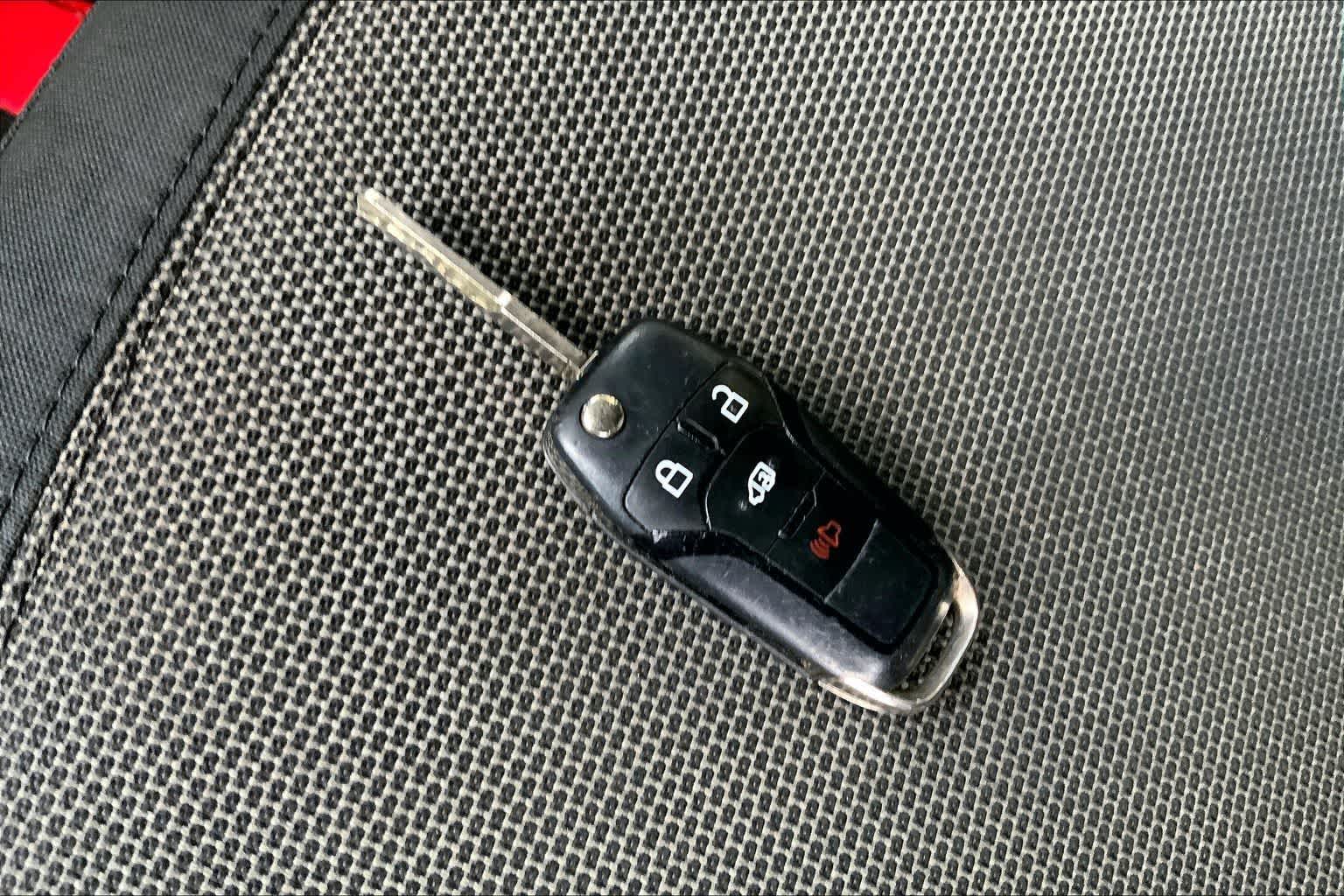 Thumbnail: 2019 Ford Transit Series - 19