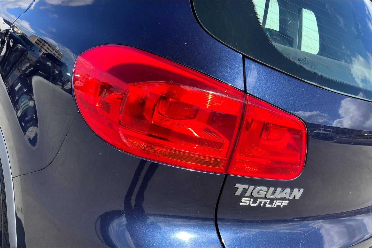 Thumbnail: 2014 Volkswagen Tiguan - 32