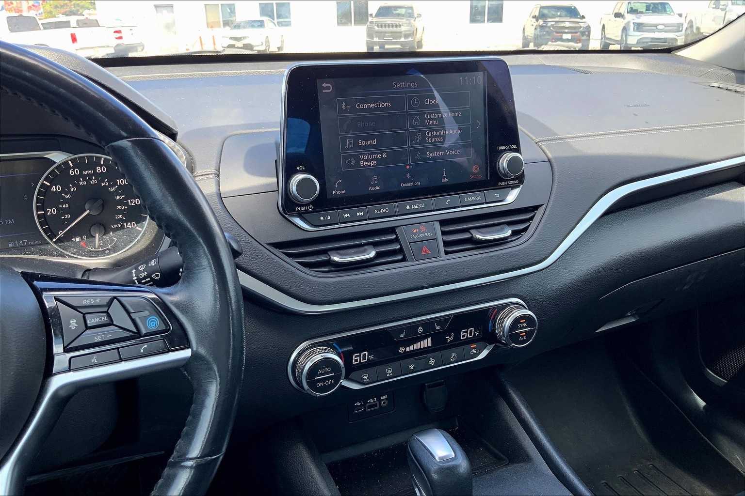 Thumbnail: 2019 Nissan Altima - 15