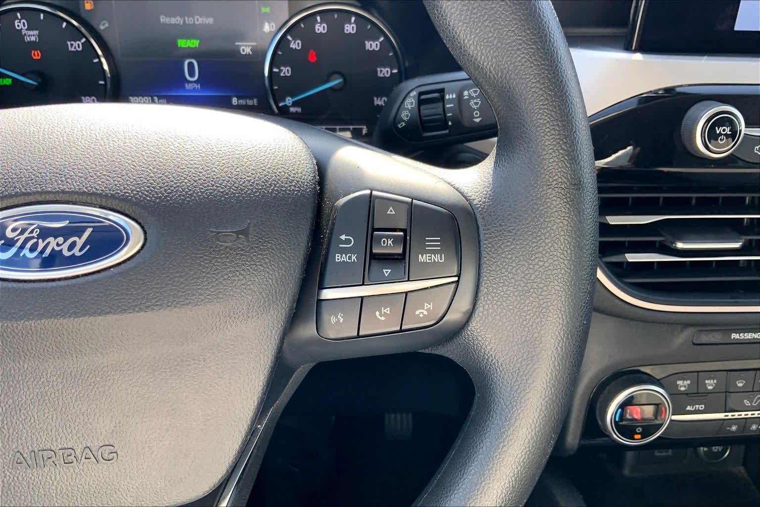 Thumbnail: 2021 Ford Escape - 25