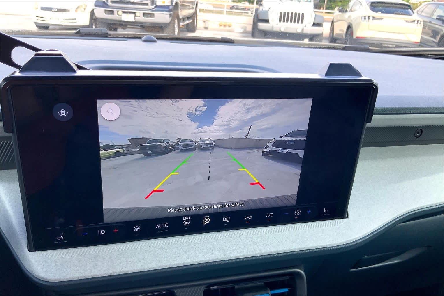 Thumbnail: 2025 Ford Maverick - 26