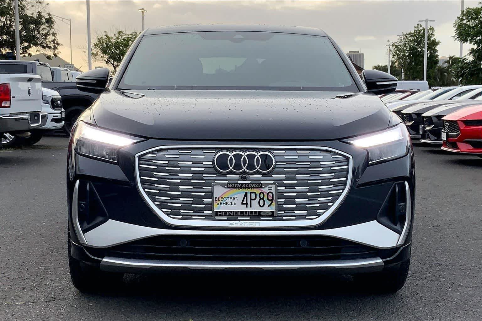 Thumbnail: 2024 Audi Q4 e-tron - 6