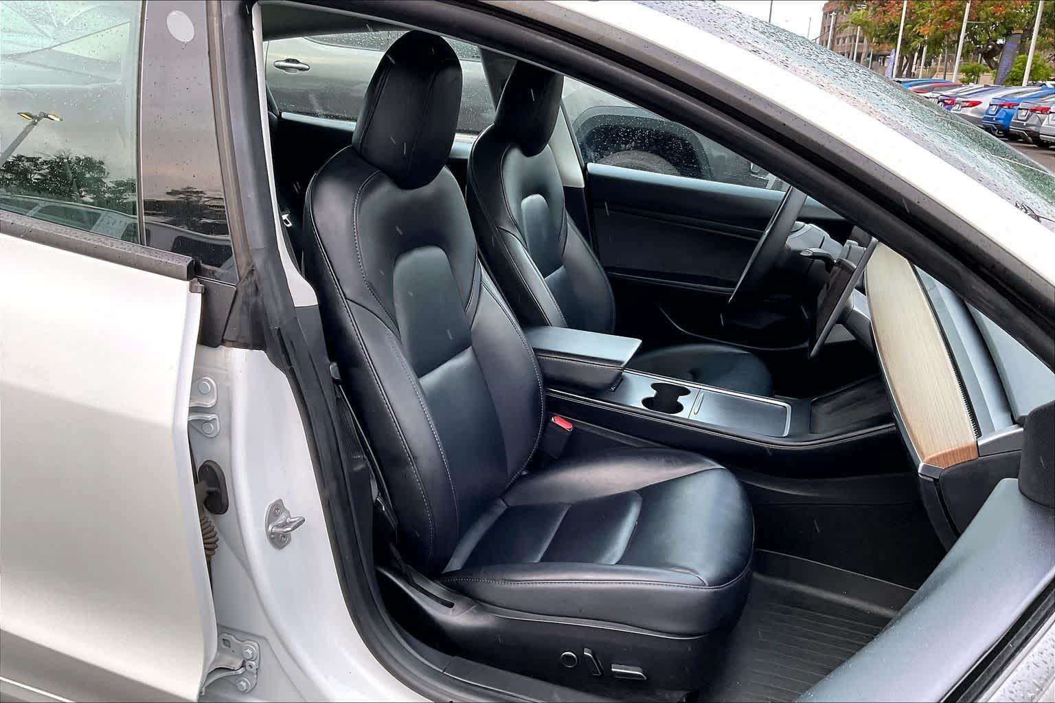 Thumbnail: 2021 Tesla Model 3 - 13