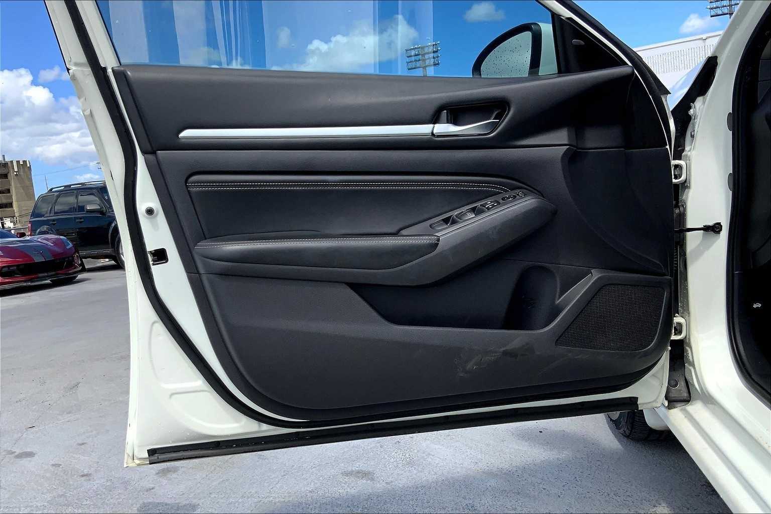 Thumbnail: 2019 Nissan Altima - 27