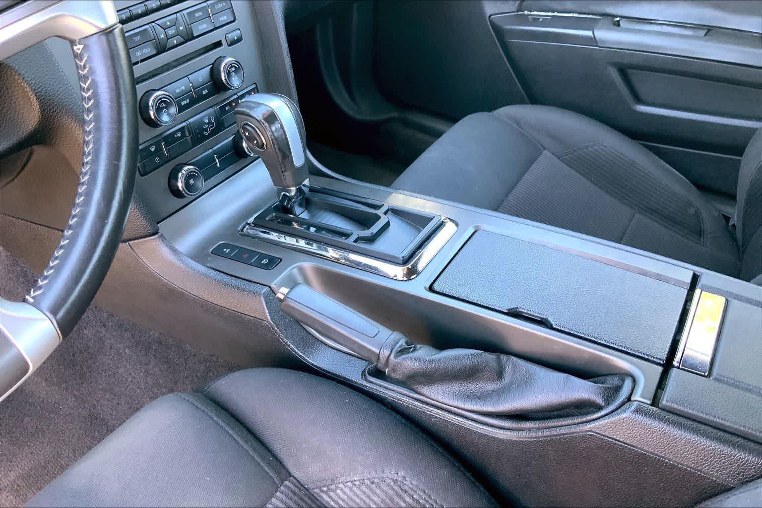 Thumbnail: 2013 Ford Mustang - 15