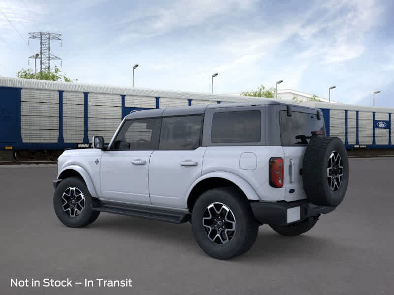 2025 Ford Bronco Outer Banks photo 4