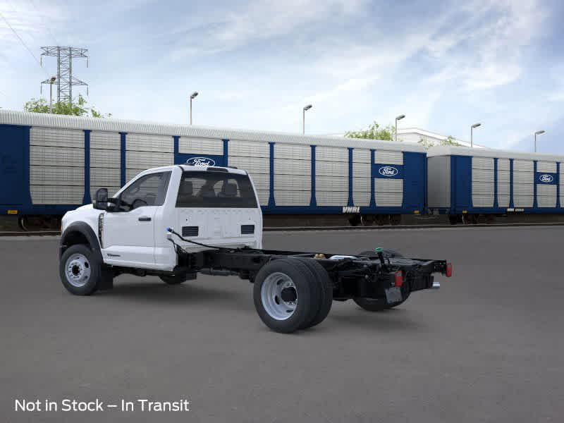 2026 Ford F-550 photo 2