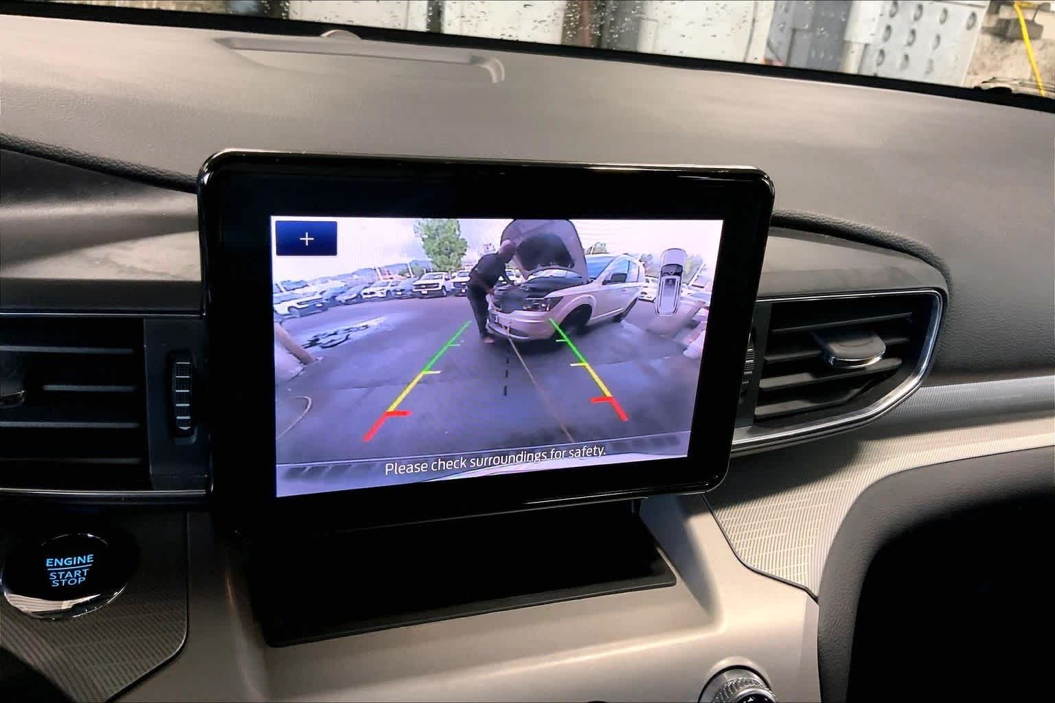 Thumbnail: 2023 Ford Explorer - 26