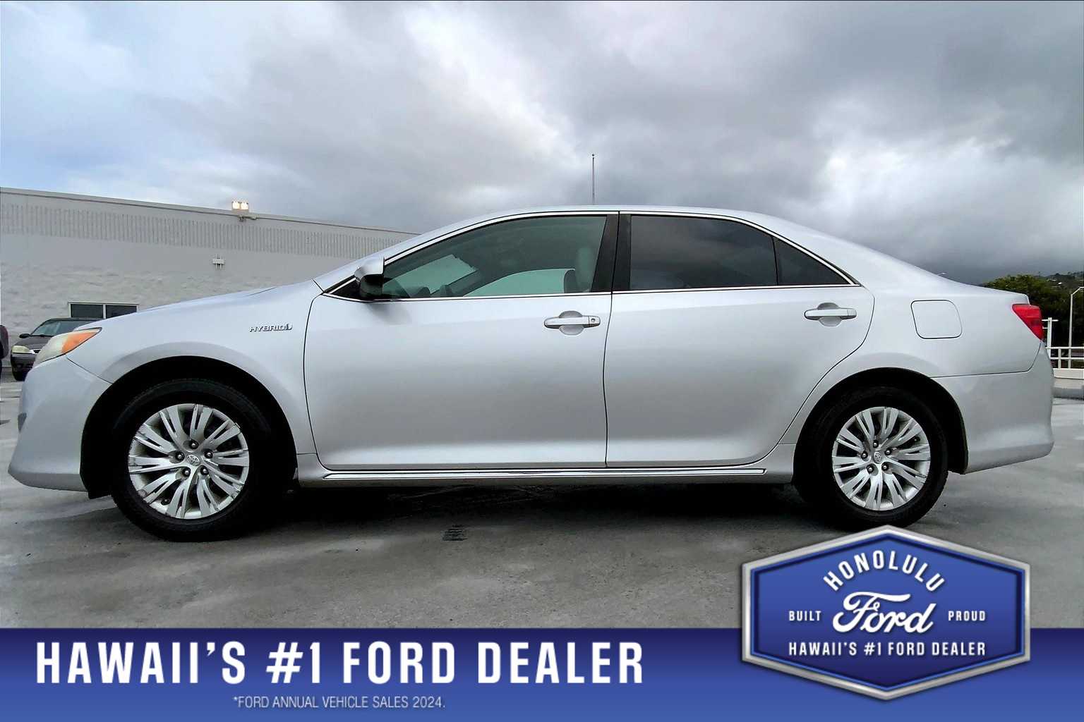 2012 Toyota Camry LE 3