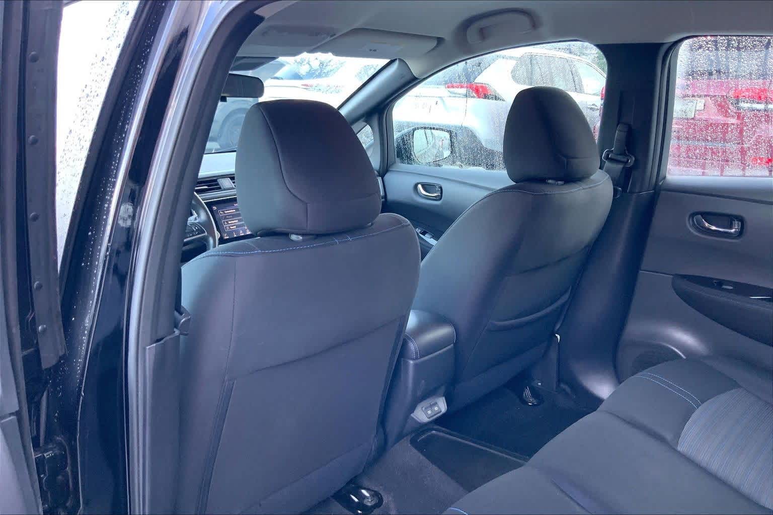 Thumbnail: 2022 Nissan Leaf - 12