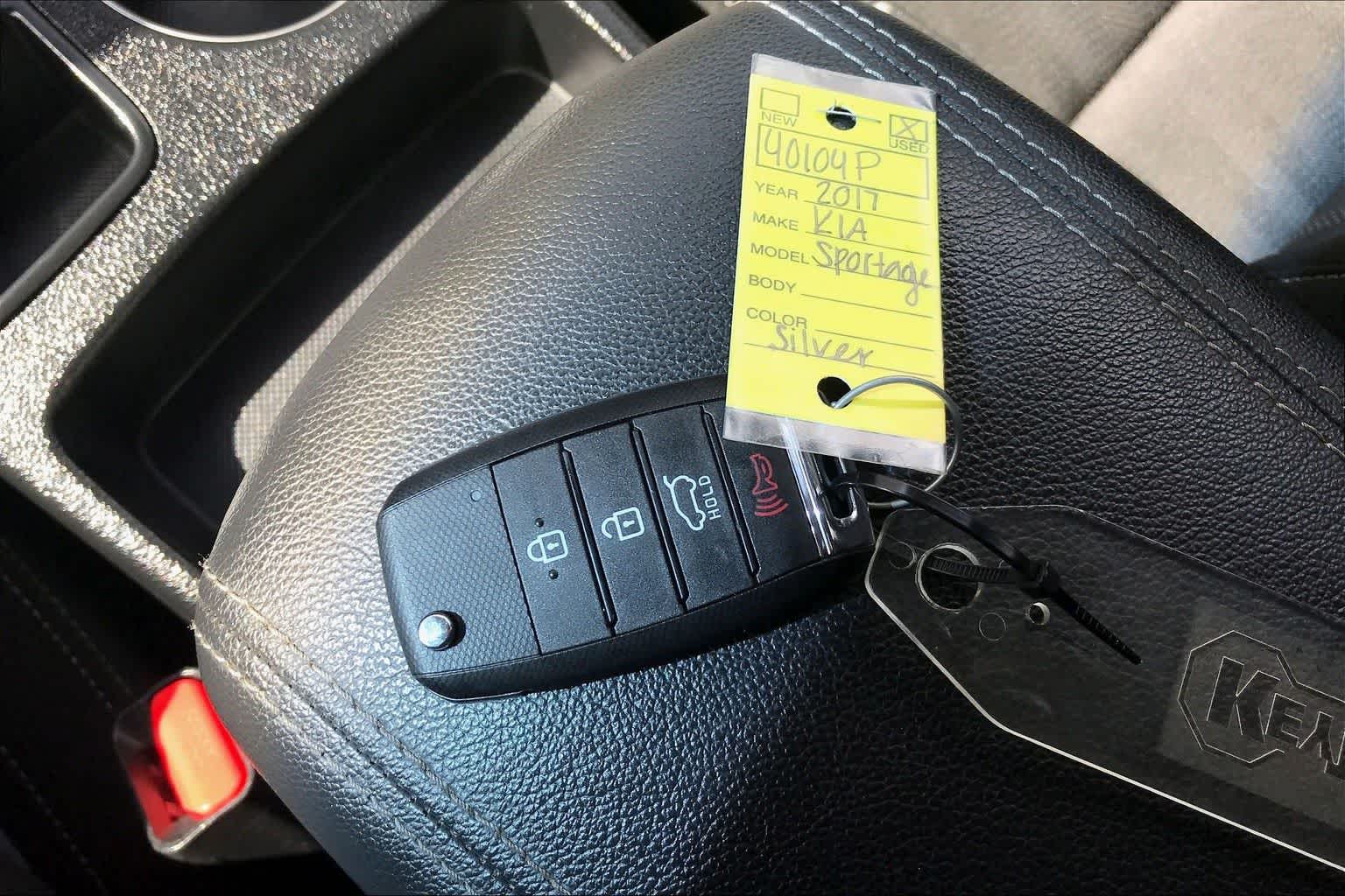 Thumbnail: 2017 Kia Sportage - 11