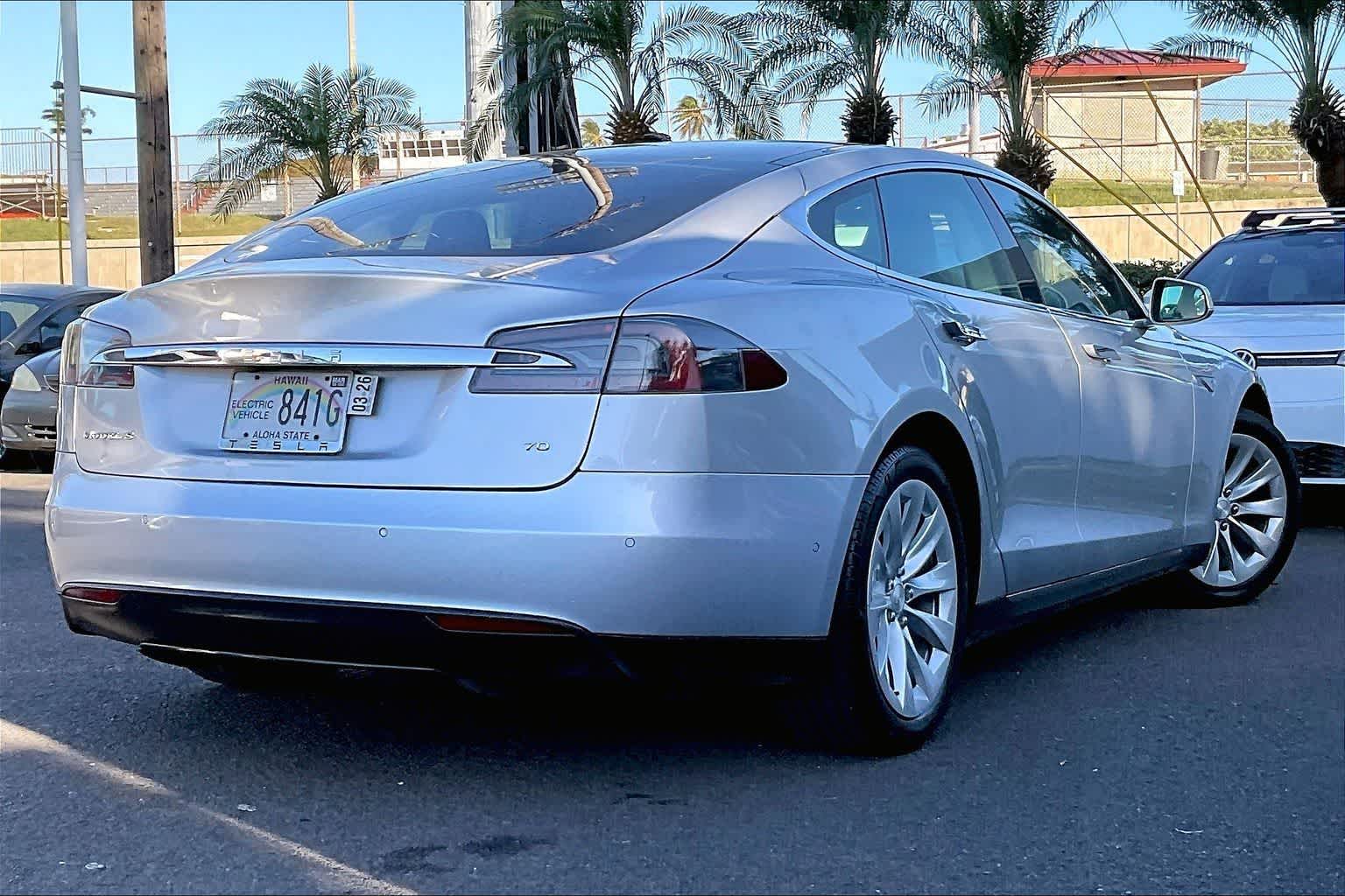 Thumbnail: 2016 Tesla Model S - 22