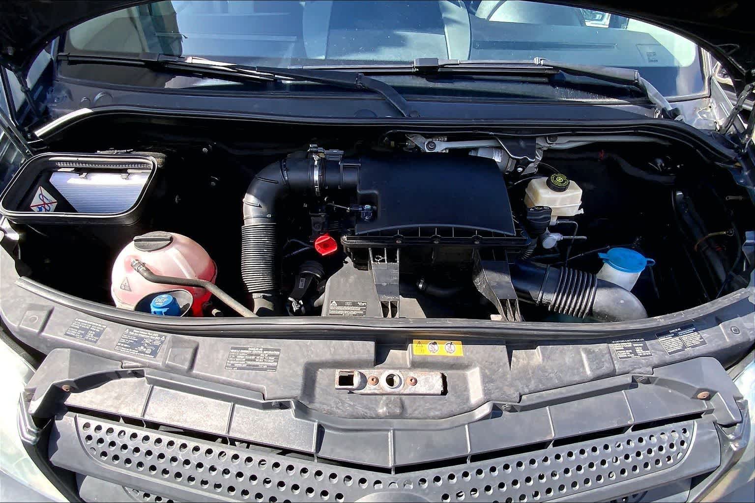 Thumbnail: 2016 Mercedes-Benz Sprinter - 9