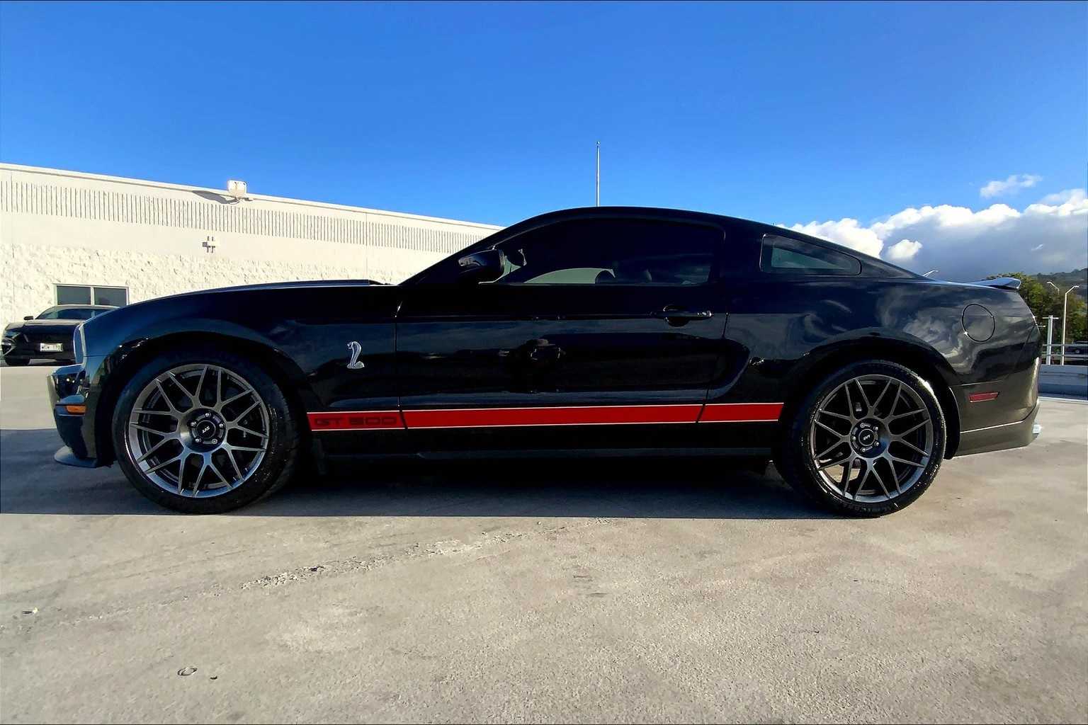 Thumbnail: 2012 Ford Mustang - 3