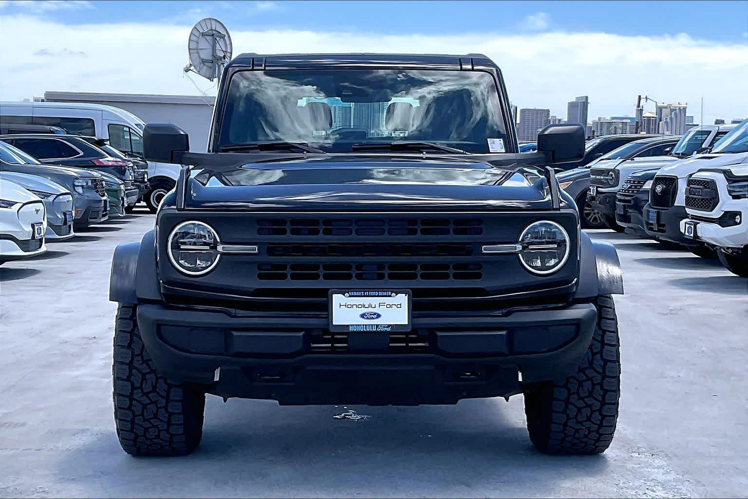 Thumbnail: 2022 Ford Bronco - 6