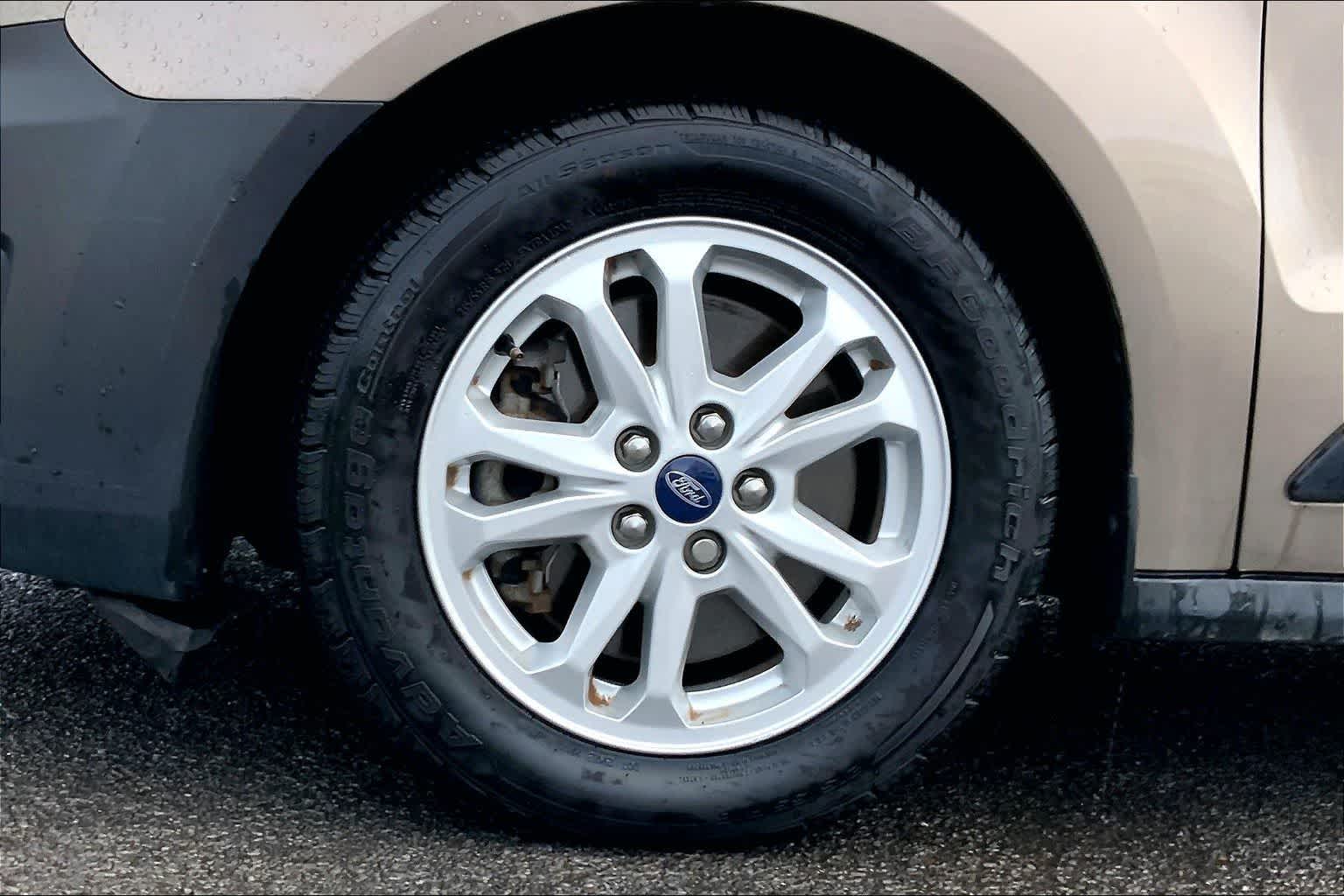 Thumbnail: 2019 Ford Transit Series - 8