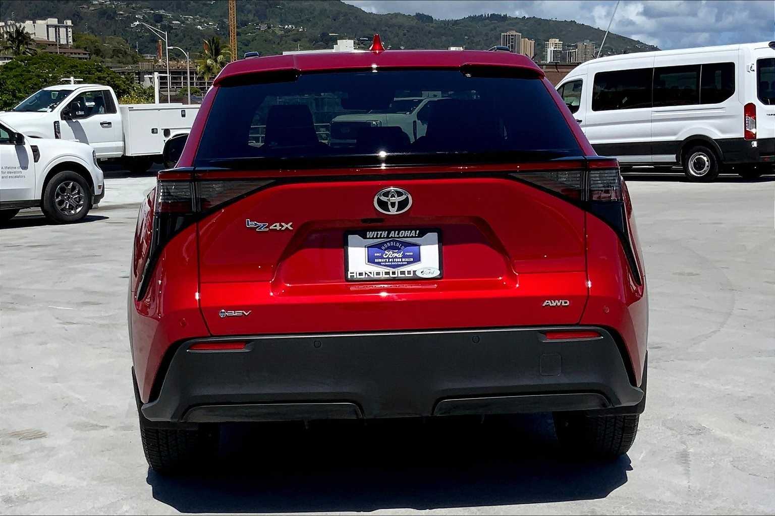 Thumbnail: 2024 Toyota bZ4X - 5