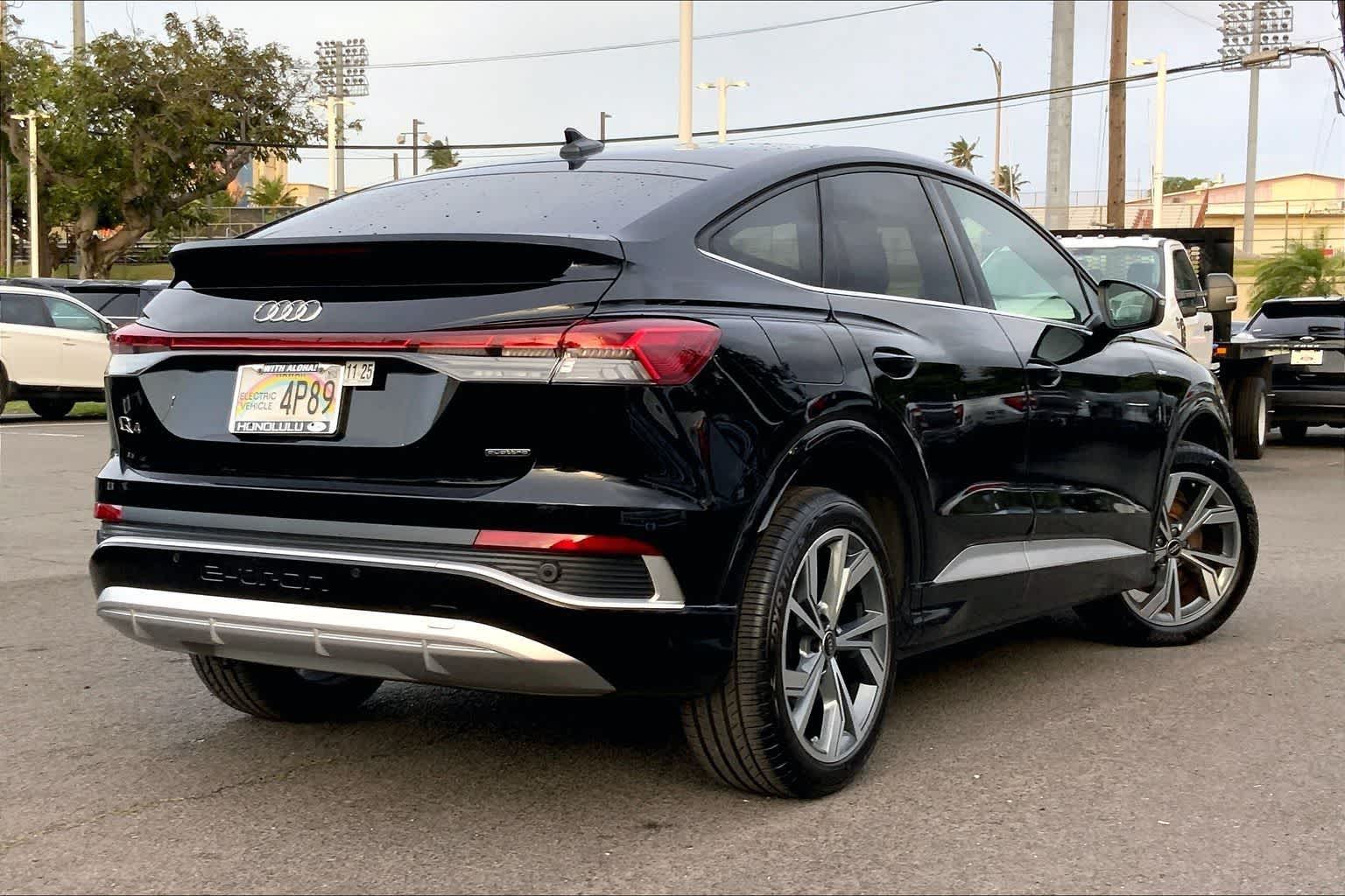 Thumbnail: 2024 Audi Q4 e-tron - 22