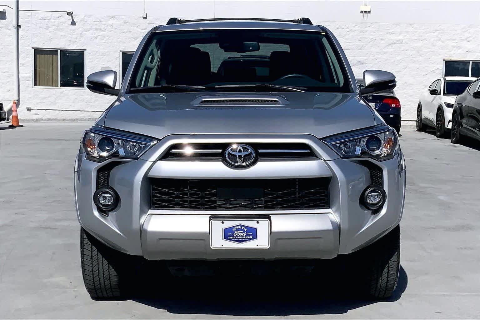 Thumbnail: 2023 Toyota 4Runner - 6