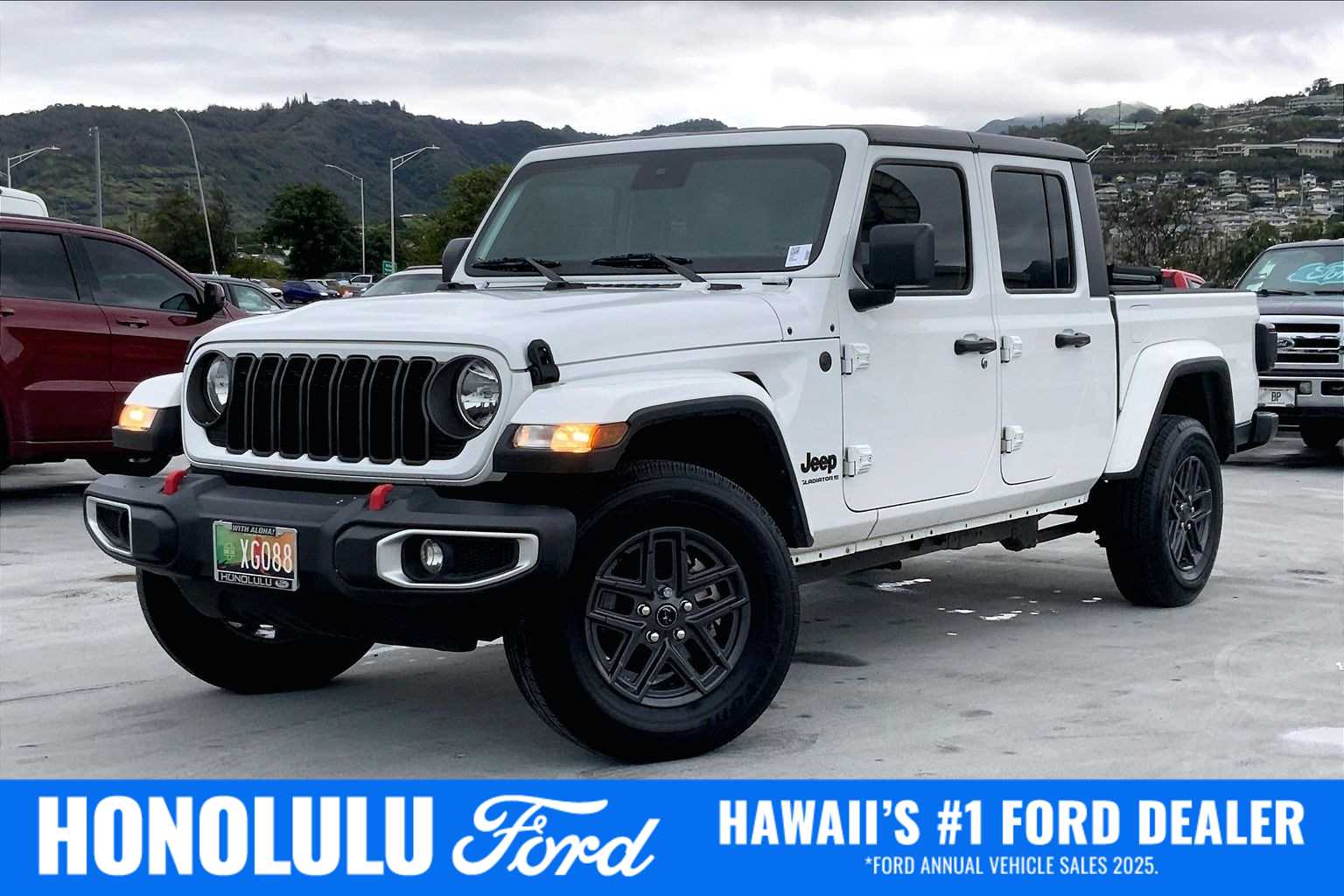 2024 Jeep Gladiator Sport S's photo