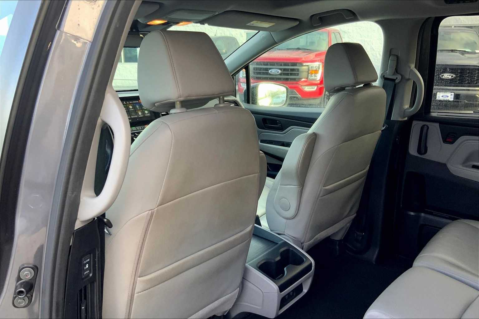 Thumbnail: 2020 Honda Odyssey - 12