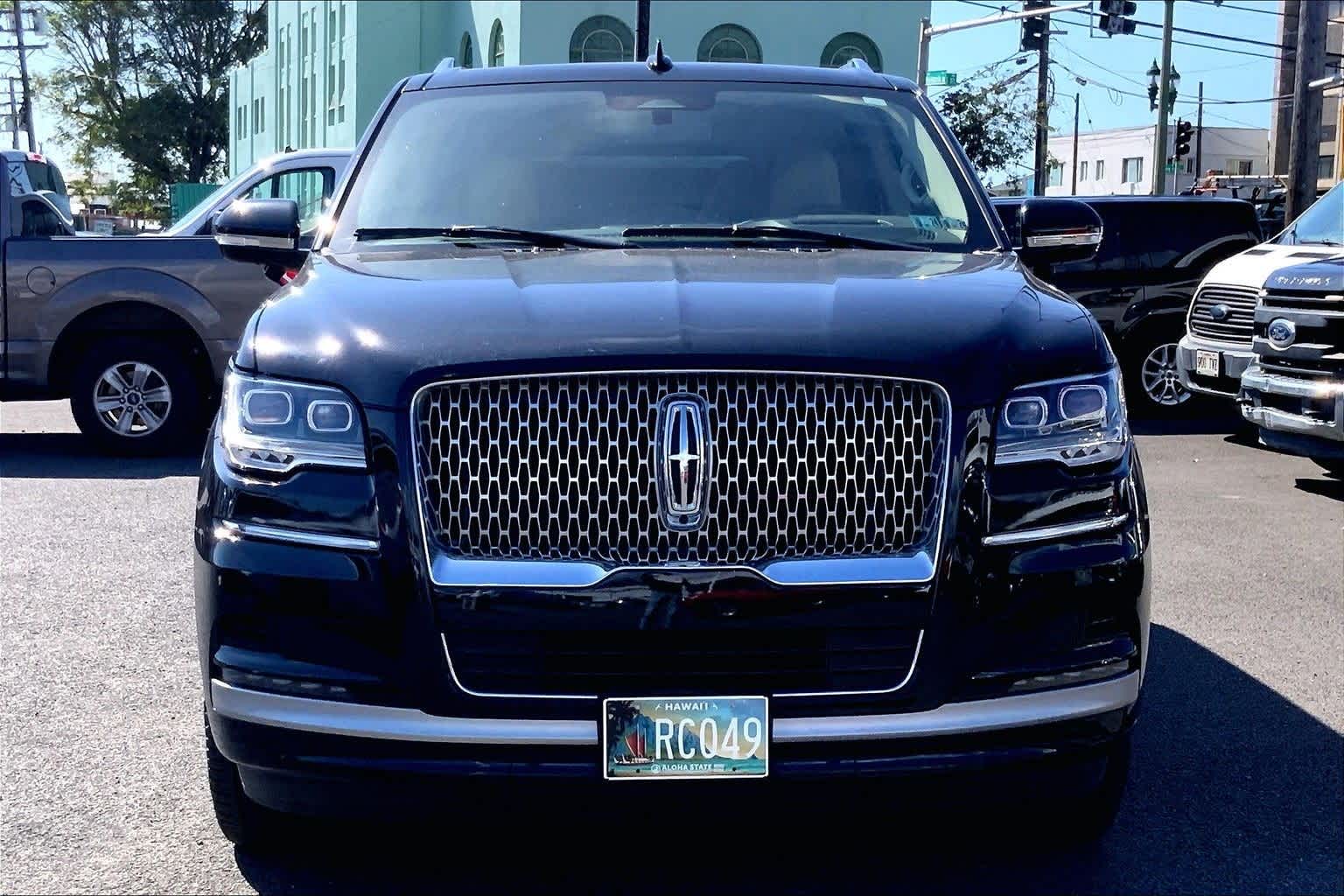 Thumbnail: 2022 Lincoln Navigator - 6