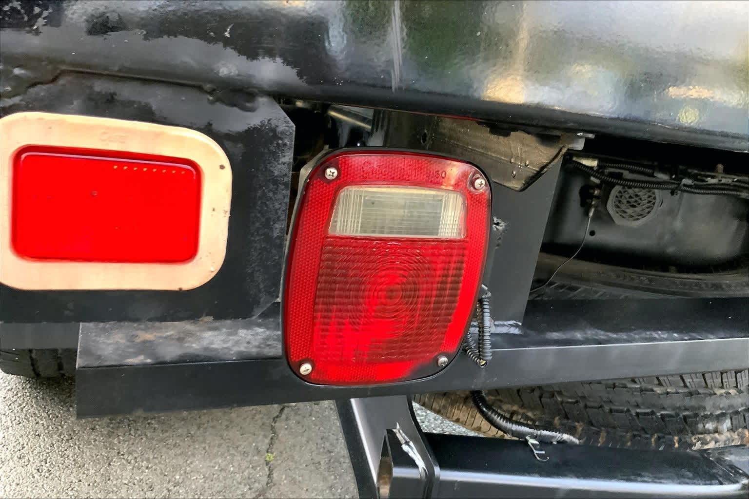 Thumbnail: 2015 Ford F-350 - 32