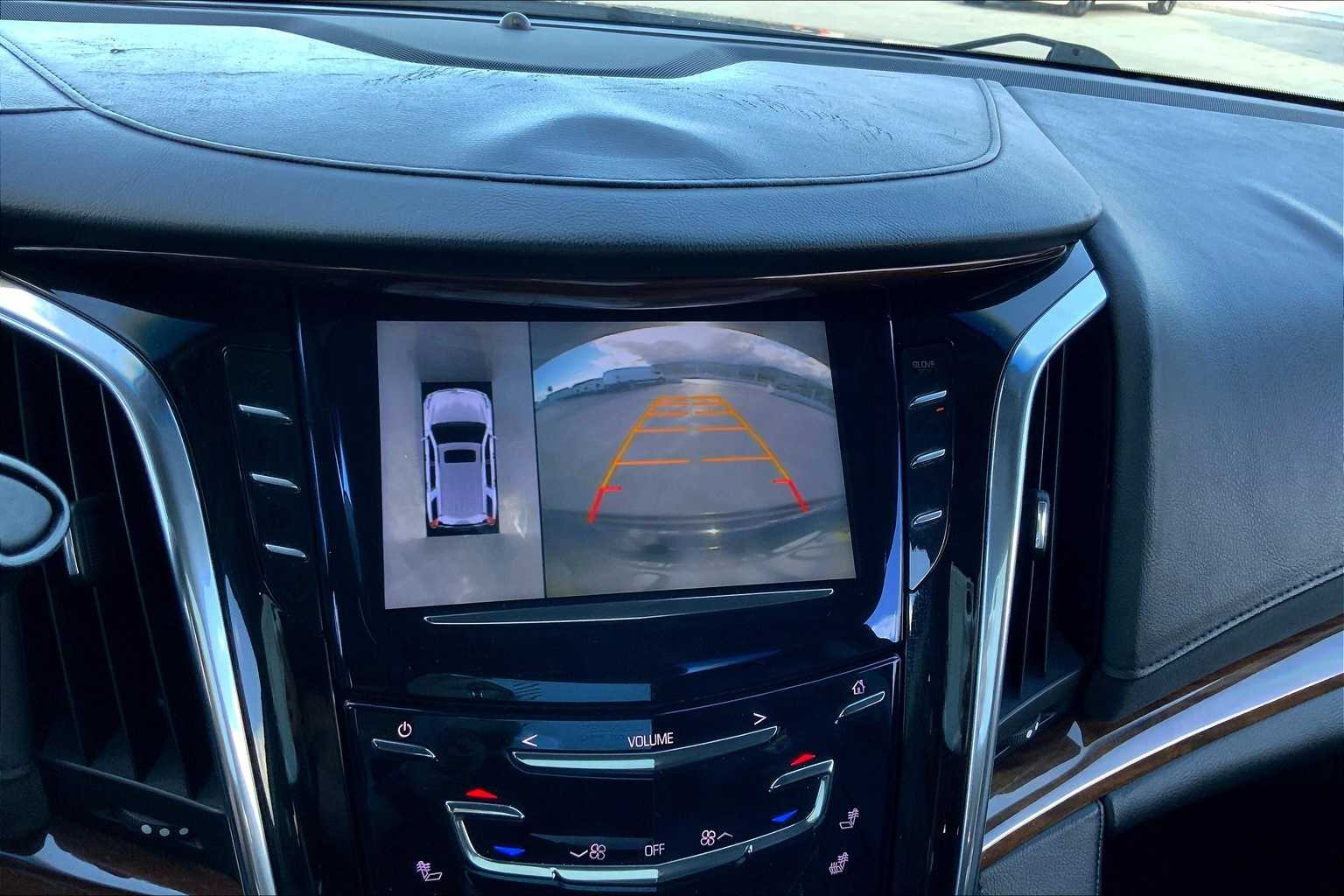 Thumbnail: 2015 Cadillac Escalade - 26