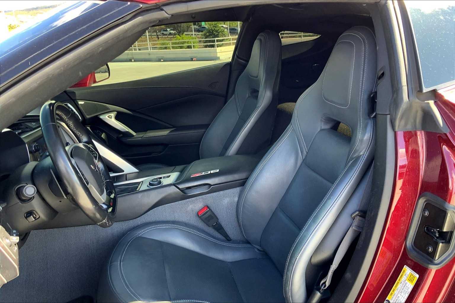 Thumbnail: 2017 Chevrolet Corvette - 11