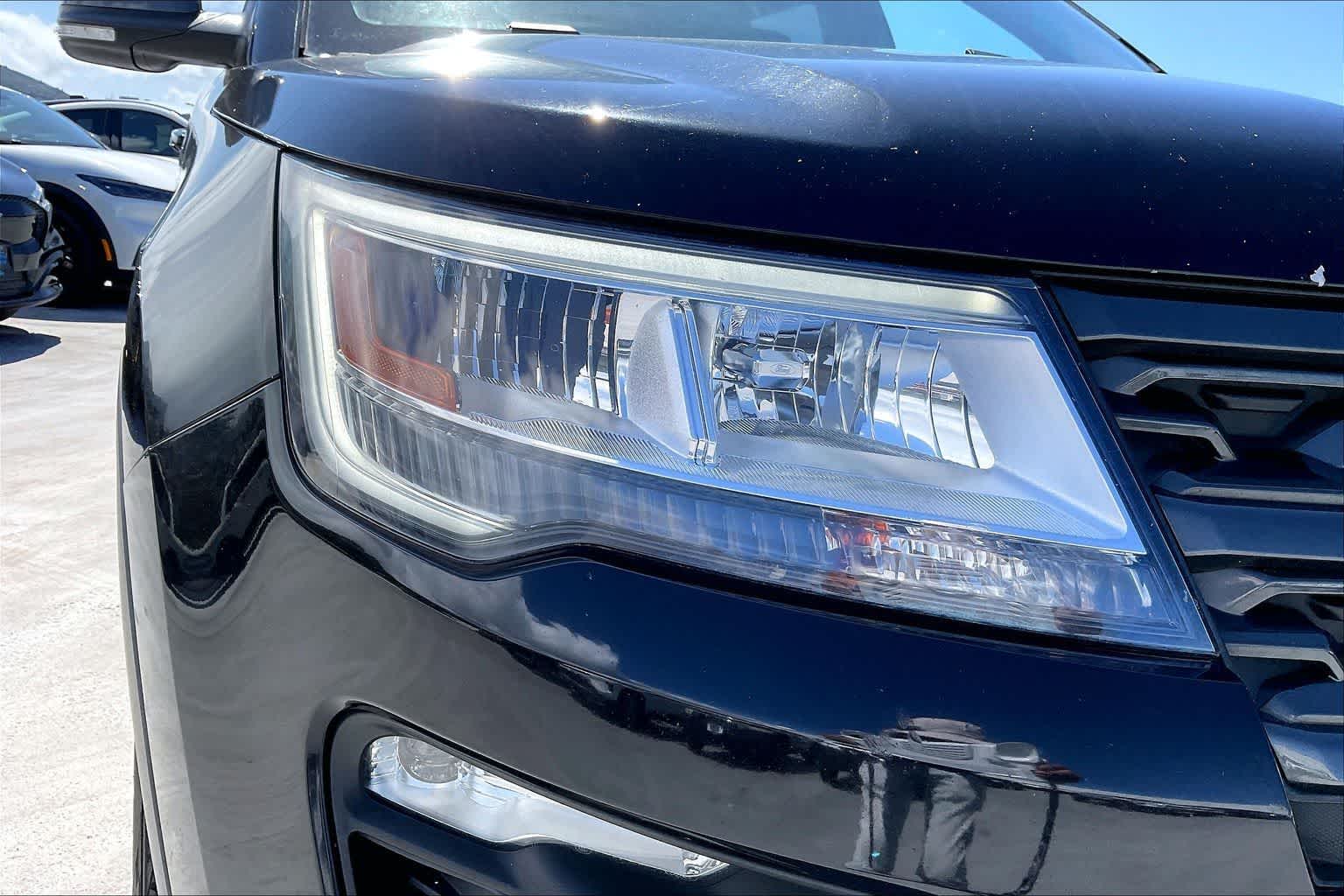 Thumbnail: 2018 Ford Explorer - 31