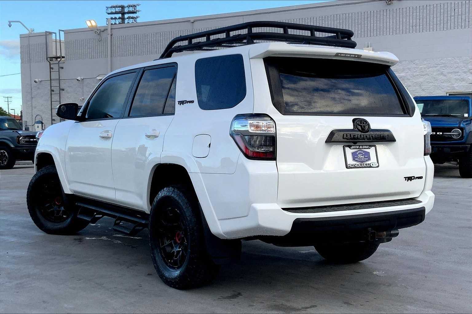 Thumbnail: 2022 Toyota 4Runner - 4