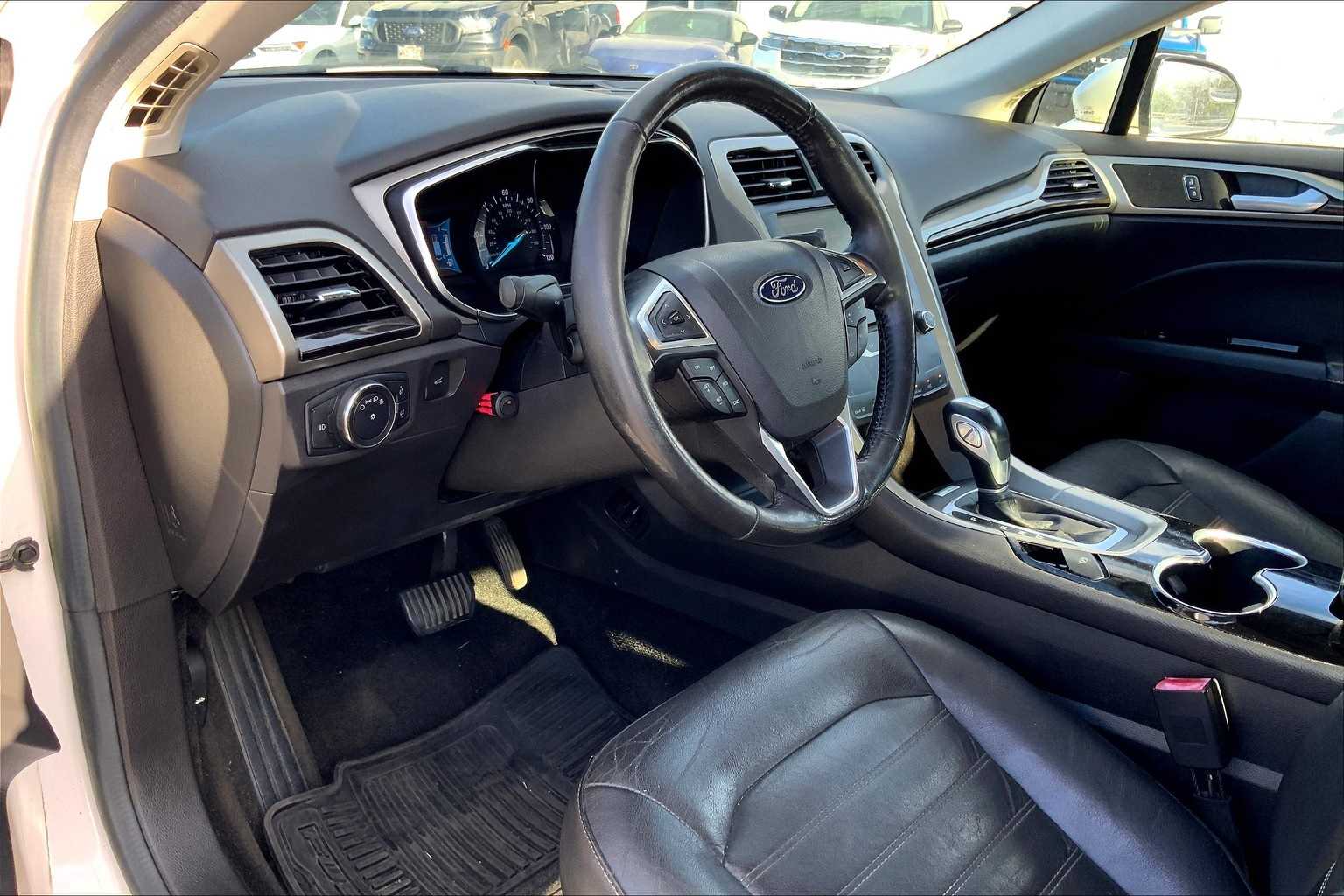 Thumbnail: 2015 Ford Fusion - 2