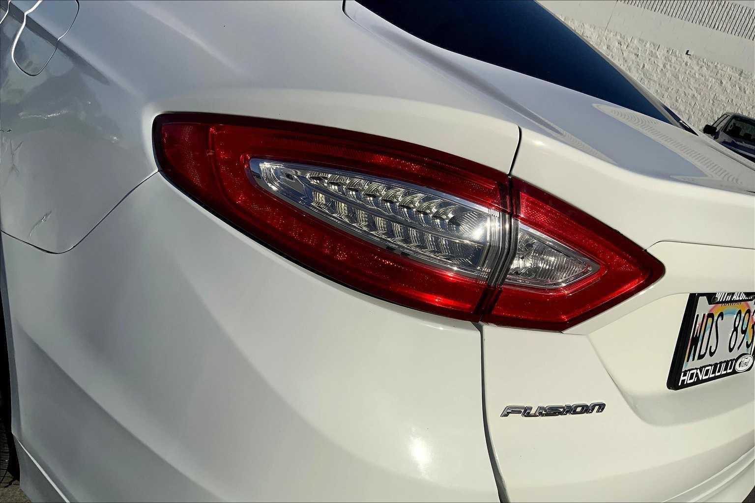 Thumbnail: 2016 Ford Fusion - 32