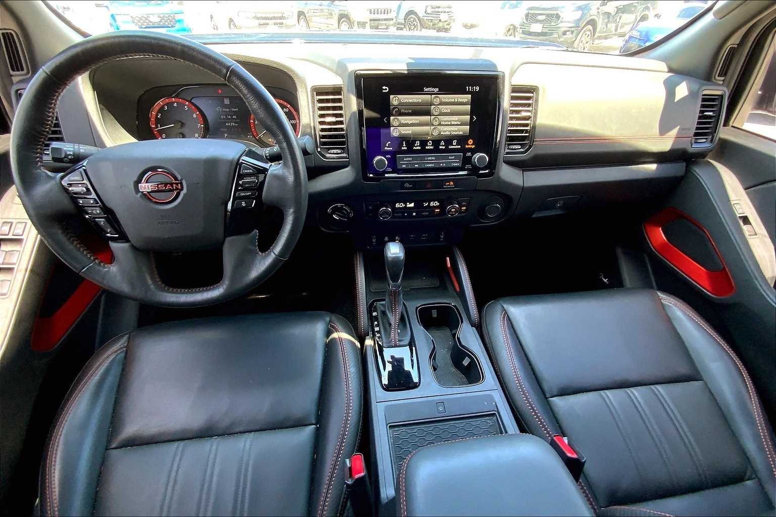 Thumbnail: 2023 Nissan Frontier - 10